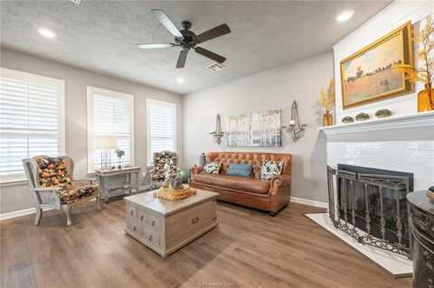4143 Shallow Creek Loop, College Station, TX 77845