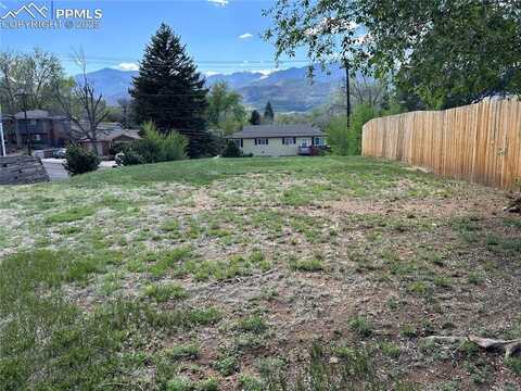 2015 Mt Washington Avenue, Colorado Springs, CO 80905