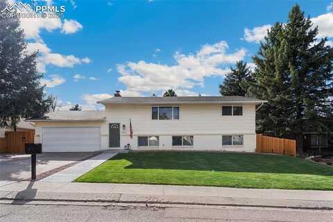 3135 Raindrop Drive, Colorado Springs, CO 80917