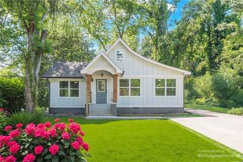 3275 Dodson Drive, East Point, GA 30344