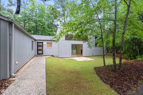 916 Rays Bridge Road, Whispering Pines, NC 28327