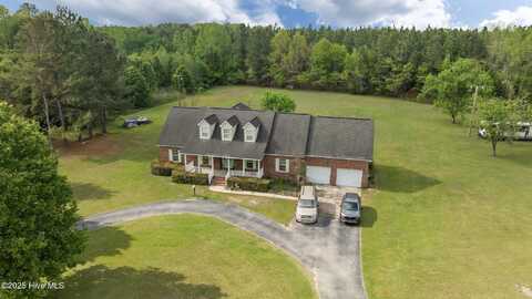 829 Broad Muskeg Road, Fayetteville, NC 28312