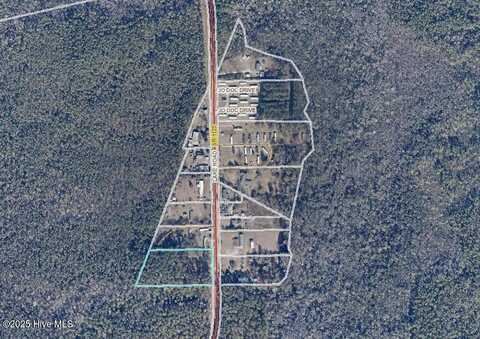 1113 Lake Road, Newport, NC 28570
