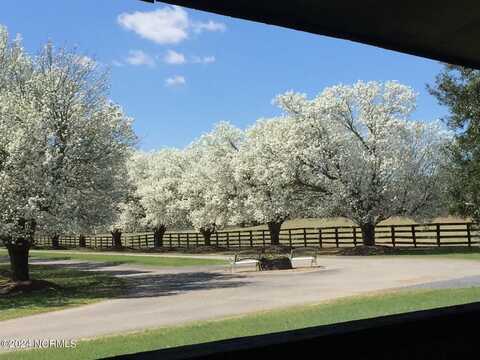450 Addor Road, Aberdeen, NC 28315