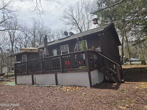 100 Saddlebrook Lane, Lords Valley, PA 18428