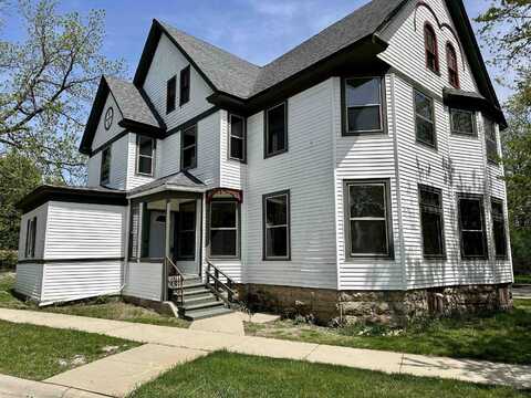 541 Woodlawn, ROCKFORD, IL 61106