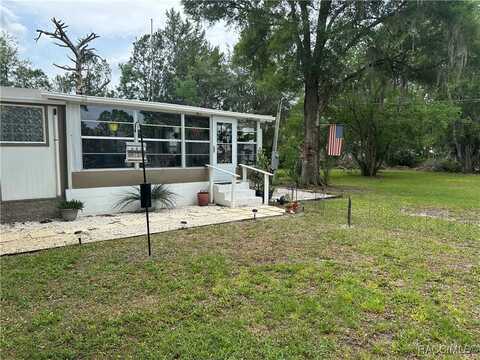 8022 W FANDANGO Court, Crystal River, FL 34428