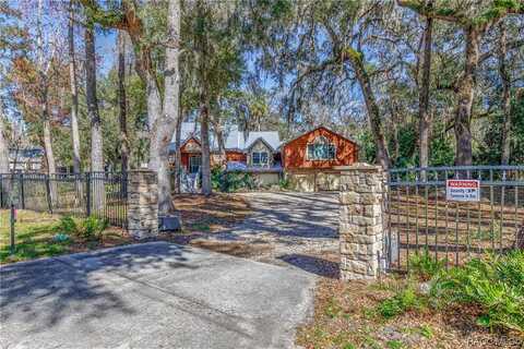 10661 N Sunflower Point, Crystal River, FL 34428