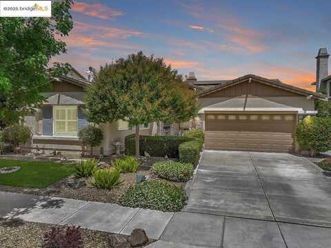 2241 Barcelona Way, Brentwood, CA 94513