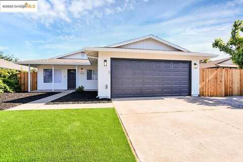 1714 Ashwood Dr, Oakley, CA 94561