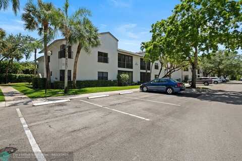 4689 NW 22nd St, Coconut Creek, FL 33063