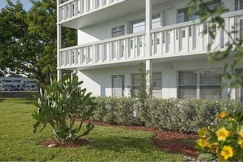 1101 Newport U, Deerfield Beach, FL 33442