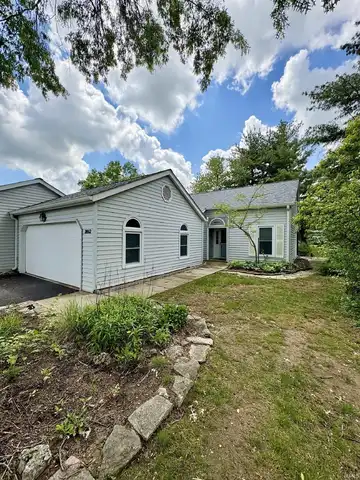 3812 S Pepper Chase, Bloomington, IN 47401