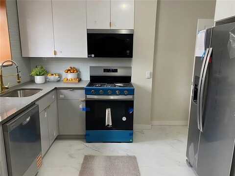 298 Bay 14th Street, Brooklyn, NY 11214