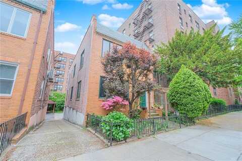 124 95th Street, Brooklyn, NY 11209