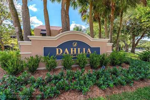 7952 NW 7th Ct, Plantation, FL 33324
