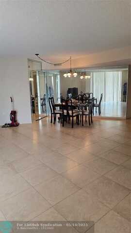1300 NE Miami Gardens Dr, Miami, FL 33179
