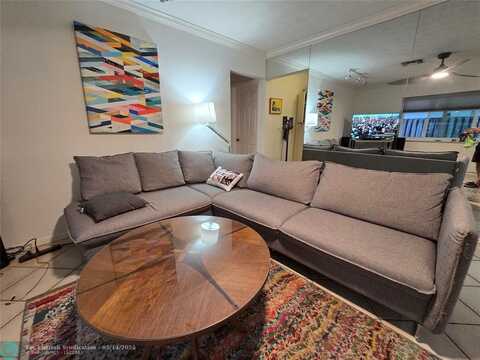4601 NE 2nd Ter, Fort Lauderdale, FL 33334