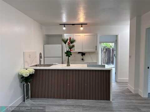 315 N 24th Ave, Hollywood, FL 33020