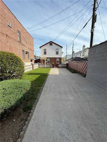 60 Lake Place, Brooklyn, NY 11223