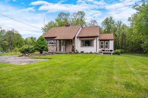 7495 Kirkville Road, Manlius, NY 13057