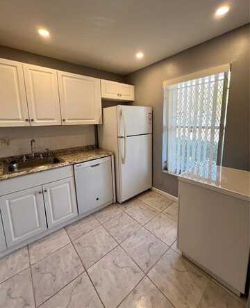 undefined, Tamarac, FL 33319