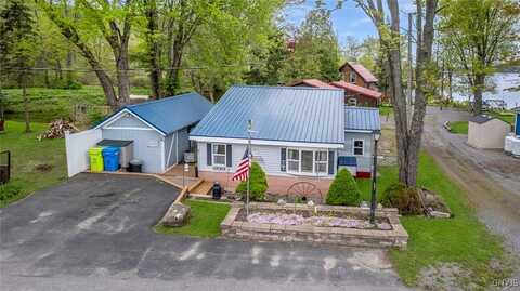 21 S Lake Road, De Ruyter, NY 13052