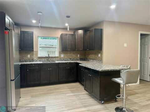 1650 SW 117th Ave, Davie, FL 33325