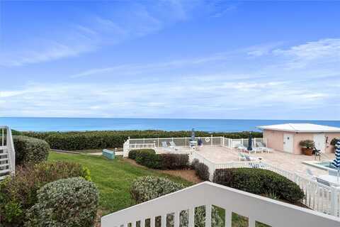 8840 S Sea Oaks Way, Vero Beach, FL 32963