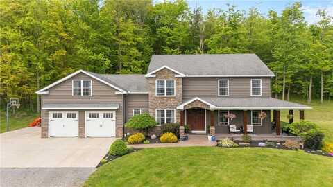 13 Colony Court, Alexander, NY 14011