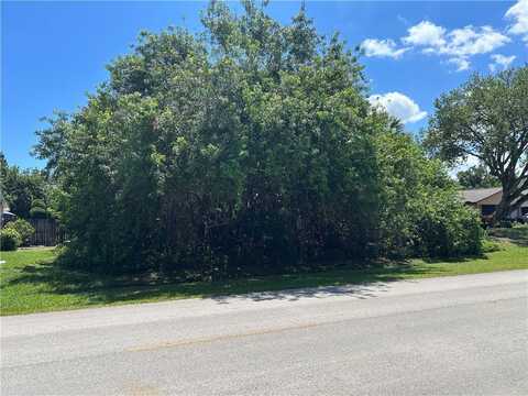 707 Barber Street, Sebastian, FL 32958