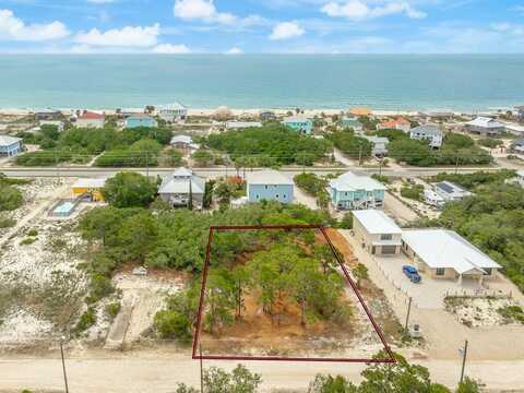 1056 W Pine Ave, St. George Island, FL 32328