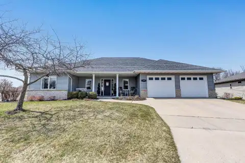 2070 WISTERIA Circle, GREEN BAY, WI 54313
