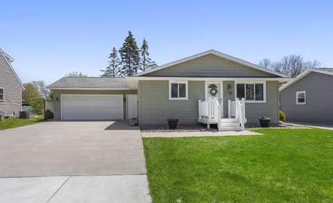 1125 GREENWOOD Drive, MENASHA, WI 54952