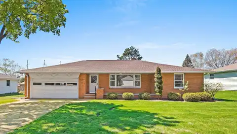 516 EASTVIEW Drive, GREEN BAY, WI 54302