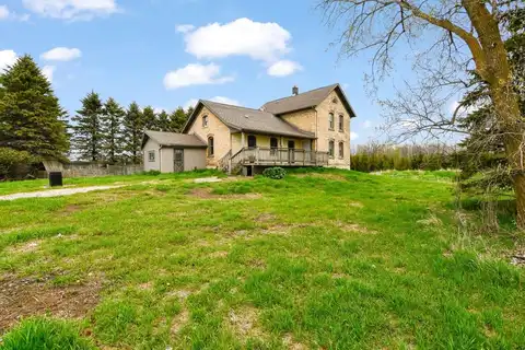 E6280 ADAMS Road, ALGOMA, WI 54201