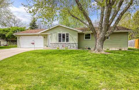 1508 E MOON BEAM Trail, APPLETON, WI 54915