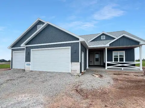 2671 LAWRENCE Lane, NEENAH, WI 54956