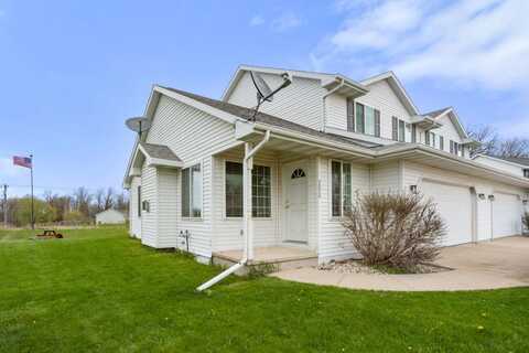 2020 AUTUMN Lane, KAUKAUNA, WI 54130