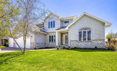 1367 W STARVIEW Drive, APPLETON, WI 54913