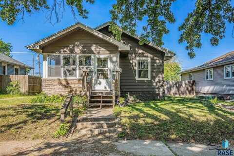 527 N Indiana Ave, Sioux Falls, SD 57103