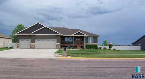 303 W Maple St, Harrisburg, SD 57032