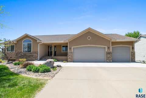2305 N Ivy Rd, Tea, SD 57064