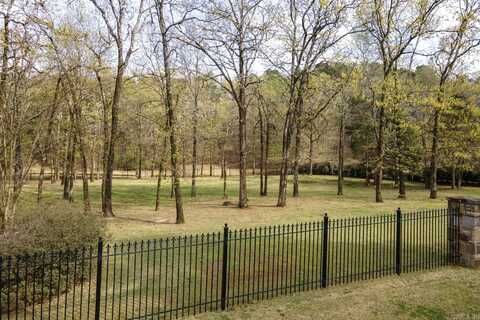 11 Spring Valley Lane, Little Rock, AR 72223