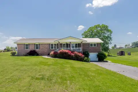 917 Swan Pond Cir Road, Harriman, TN 37748