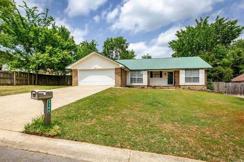 3188 Schichtl Dr, Conway, AR 72034