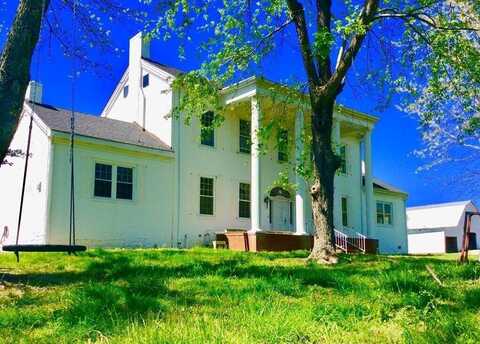 899 Messenger Road, Sparta, TN 38583