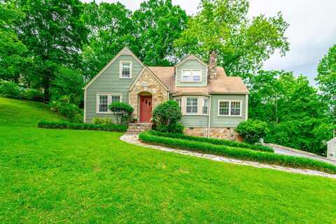 209 W Leawood Avenue, Chattanooga, TN 37415