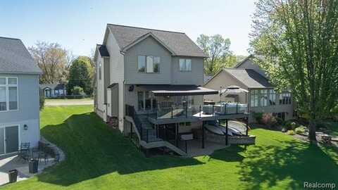 16018 MORAN Drive, Linden, MI 48451