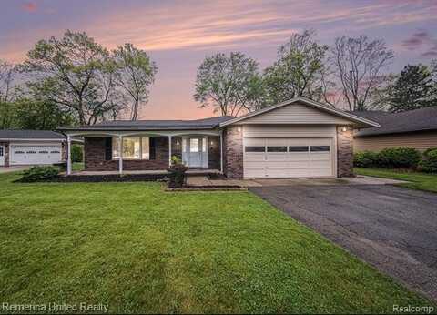 10606 HEENAN Drive, Whitmore Lake, MI 48189